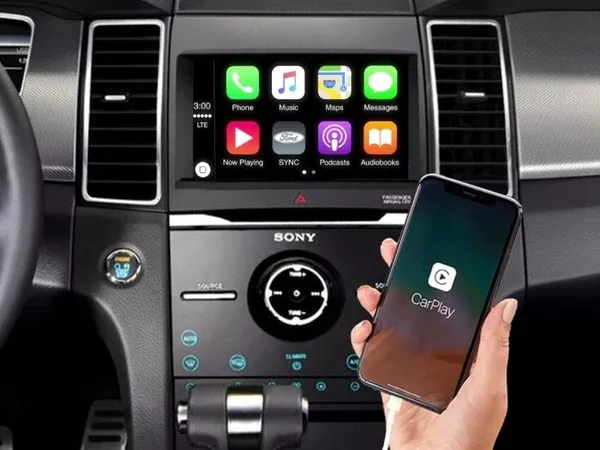 2019-2020 Ford Edge Sync 3™ 4" to 8" Touchscreen Display with Apple CarPlay™ I Android Auto™