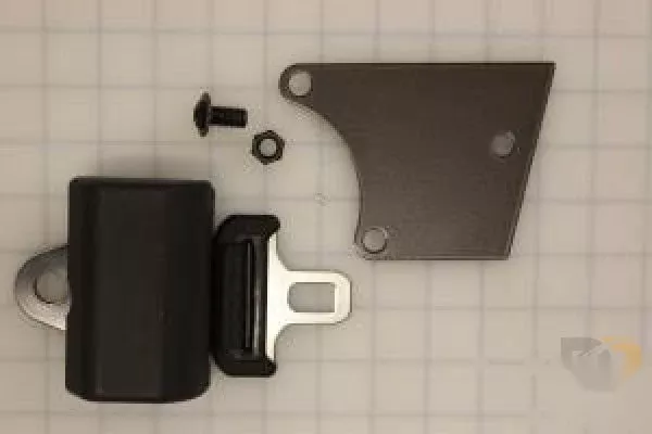 ASSEMBLY BELT RETRACTOR AND BRACKET KIT SHIPOUT 31579AKS