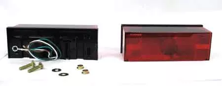 Peterson – Submersible Rectangular Stop / Turn / Tail Light – Trailers Over 80″ – Curb Side